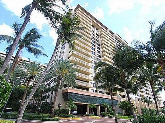 2nd image of 1 Grove Isle Dr #A1707