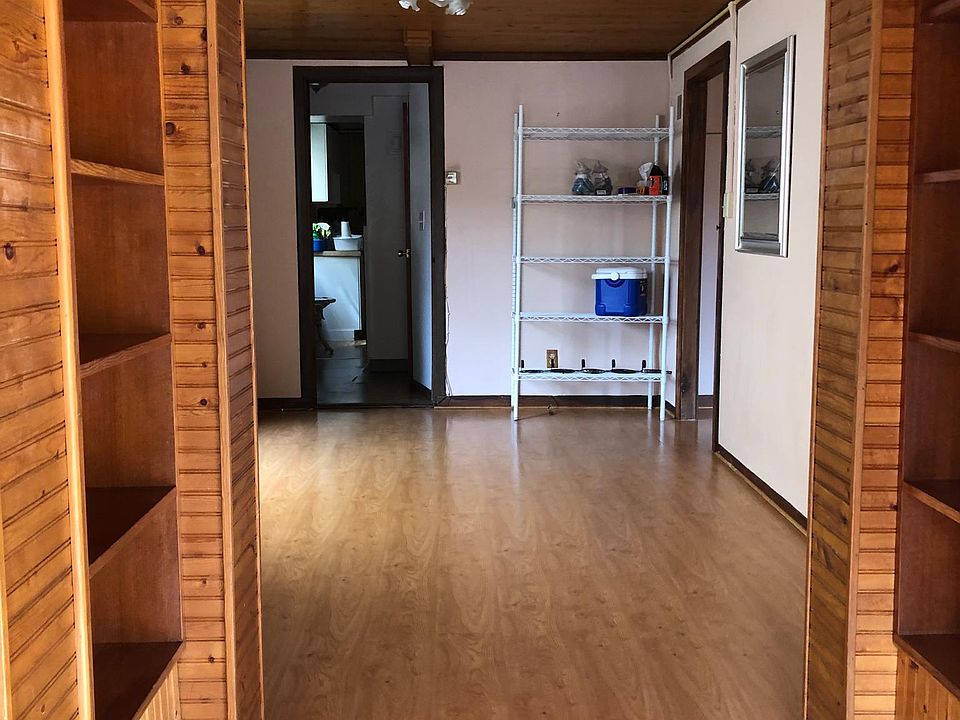 1st image of 270 Fowler Ave