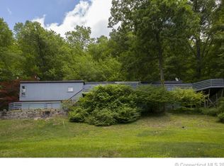 8 Springside Ln, Sherman, CT 06784