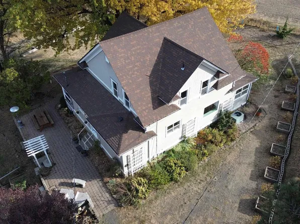 417 W 7th St, Rosalia, WA 99170