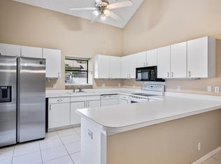 1102 Summer Winds Ln, Jupiter, FL 33458