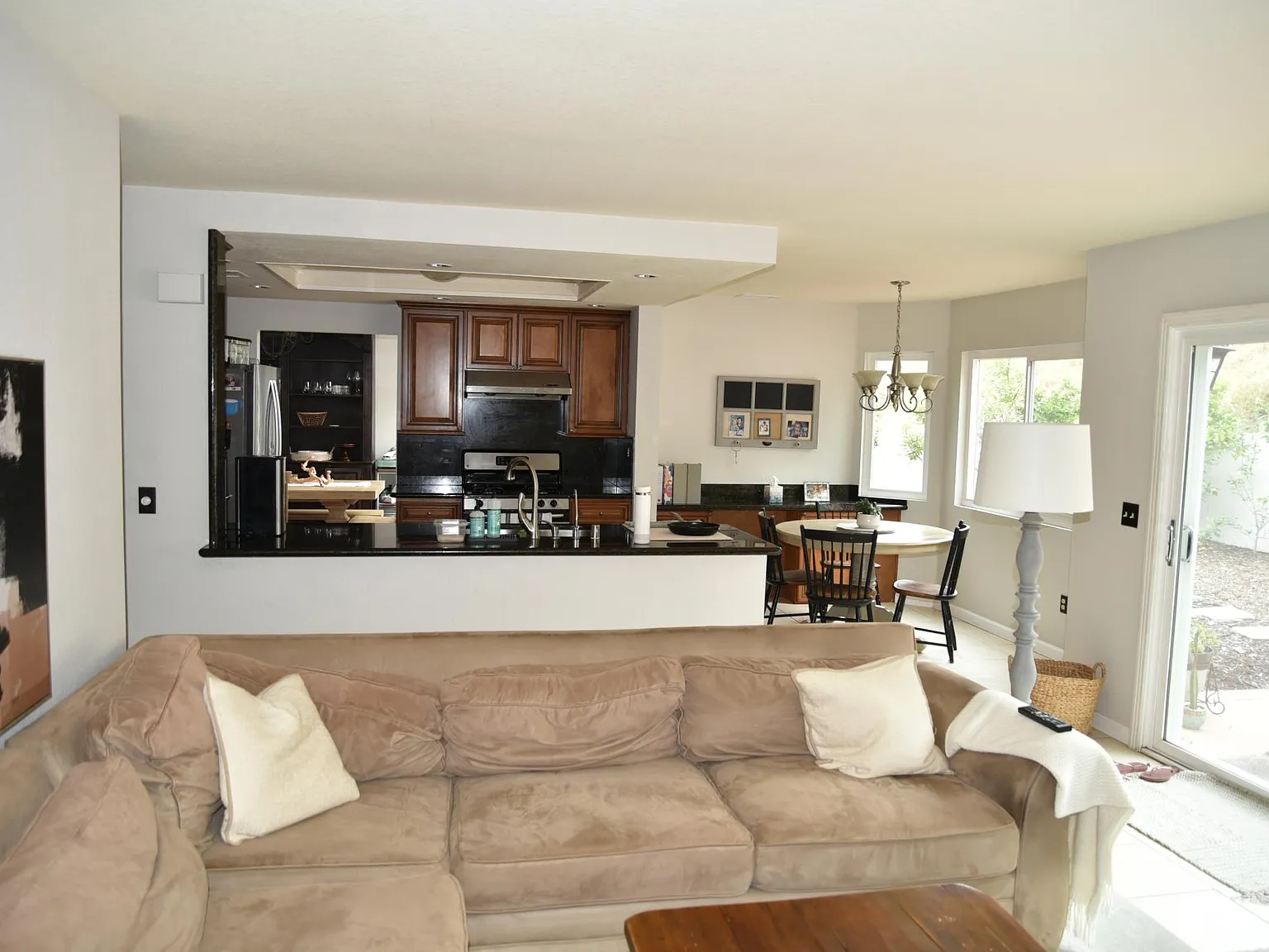 4 bed, 2177 sqft, $5,400 — Photo 4