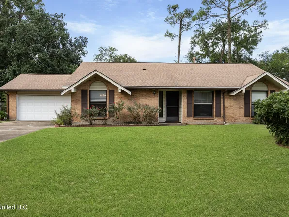 1209 Wellington Ln, Ocean Springs, MS 39564