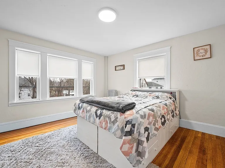 19 Oliver St #2 — Photo 8
