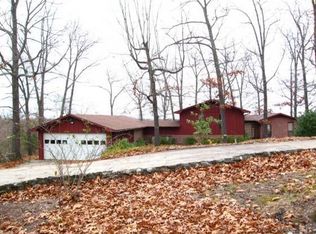 4210 Cottonwood Rd, Harrison, AR 72601