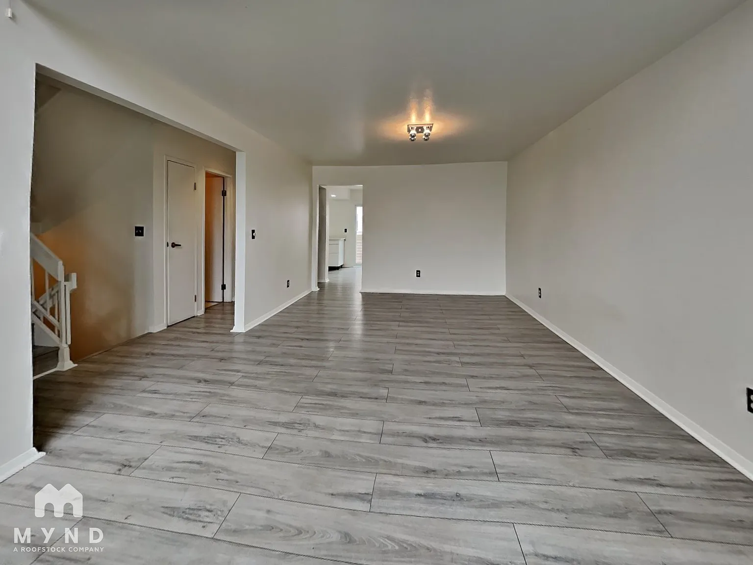3 bed, 2.5 bath, 2066 sqft, $2,765 — Photo 2