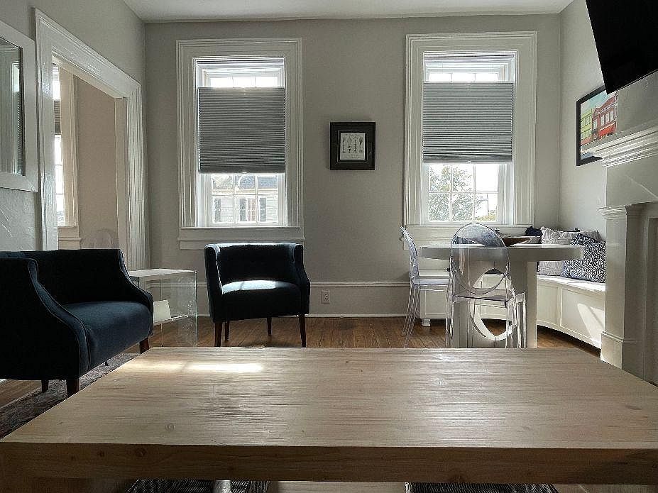 Living/Dining Area