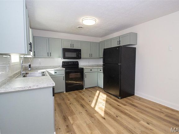 5th image of 13949 Compton Rd