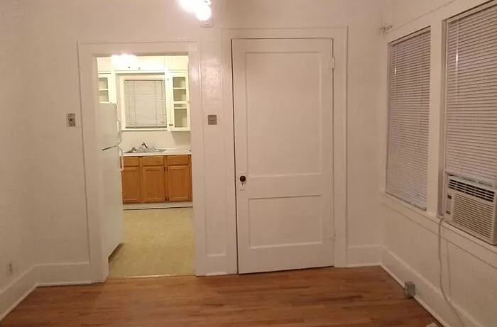 840 S Flood Ave — Photo 6