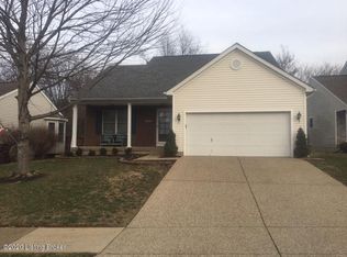 4505 Fallen Apple Ln, Louisville, KY 40218