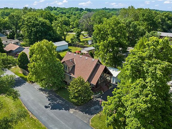 2nd image of 4900 NW Waukomis Dr