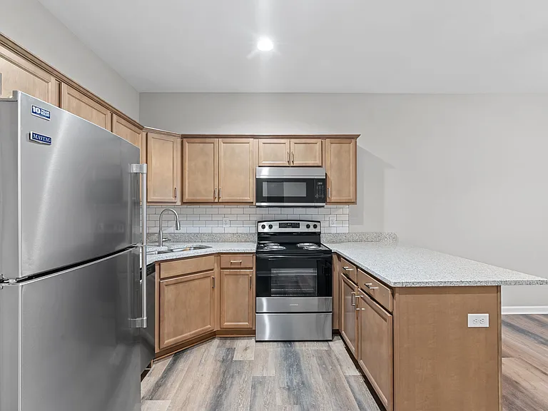 Linden Park Apartments — Photo 11