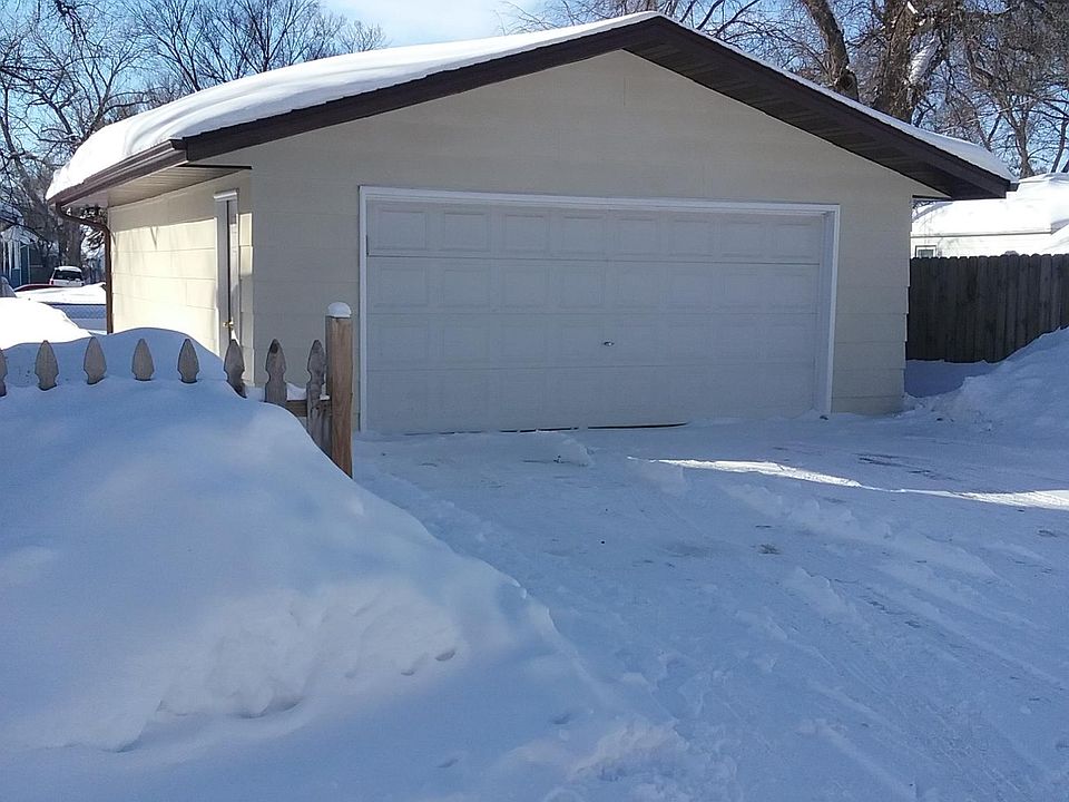 2nd image of 1107 15th Ave N