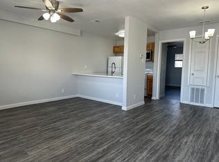8150 Crosscreek D2f5f3fe Bay #0D2F5F3FE, San Antonio, TX 78218