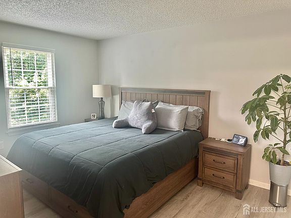 4th image of 41 Brighton Way