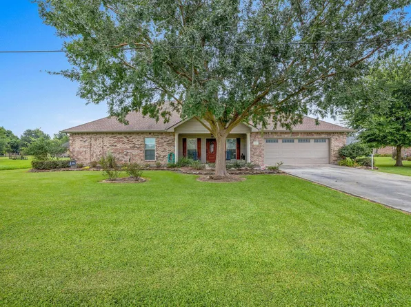 919 Alexa Dr, Iowa, LA 70647