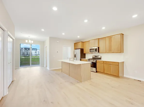 1567 Tompkins Ln, West Saint Paul, MN 55118