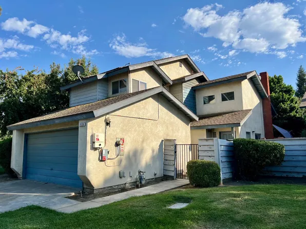 1939 E Meadowbrook Drive, Visalia, CA 93292