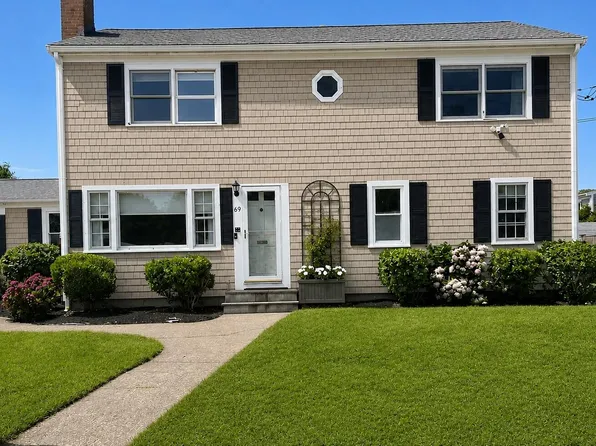 69 Crowes Purchase Road, West Yarmouth, MA 02673