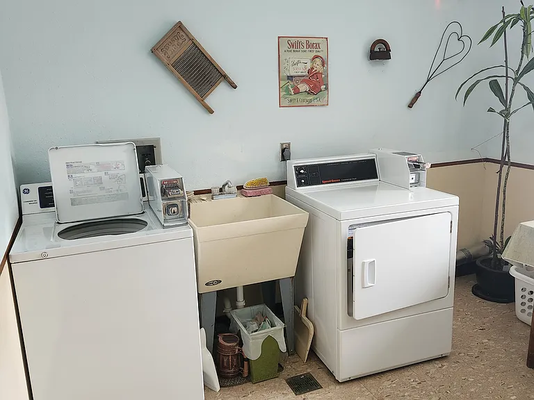 Heidi Apartments — Photo 6