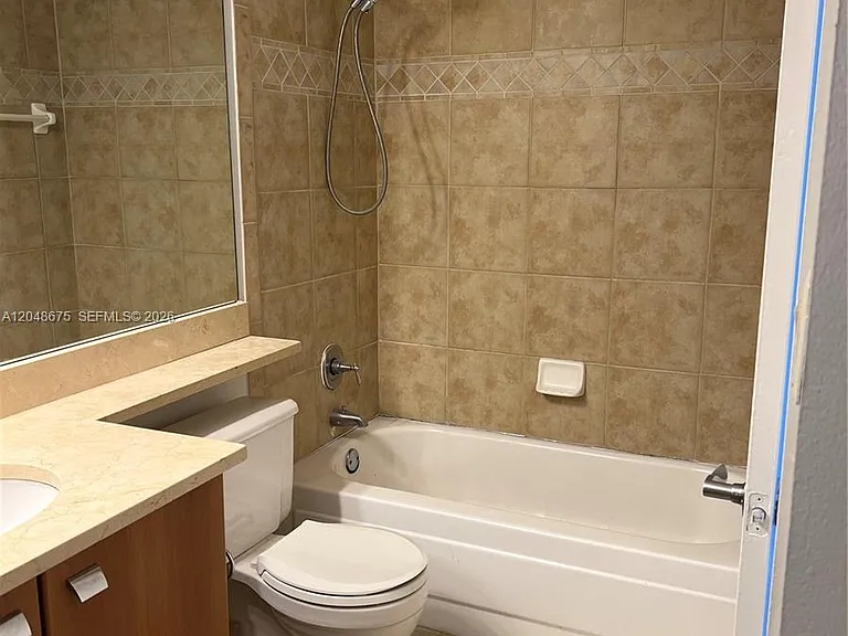 1365 Crystal Way #D — Photo 5