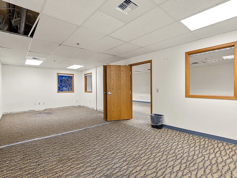 214 S Main St #D — Photo 41