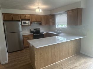 1091 Stillmeadow Ln, Menasha, WI 54952