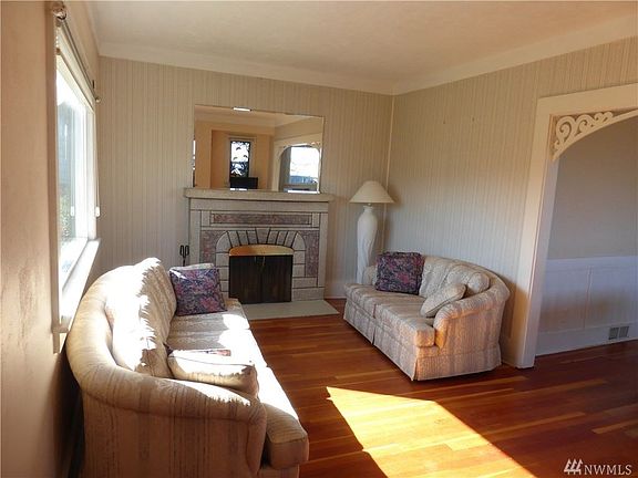 5th image of 1501 W 5th St
