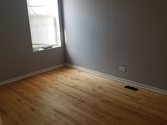 5th image of 4349 W West End Ave #1
