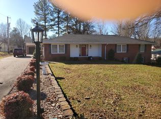 1060 W Main St, Piggott, AR 72454