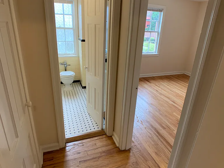 2841 Thornhill Rd — Photo 60