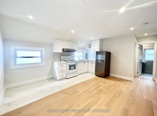 4 Sutherland Ave Floor 2, Toronto, ON M4C 1R9