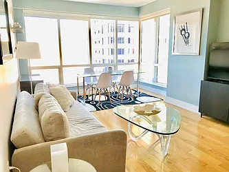 Rented by Pearl & Water LLC