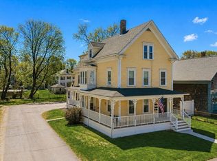 10 Barrows St, Middleboro, MA 02346