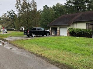 190 Edna Dr, Rose Hill Acres, TX 77657