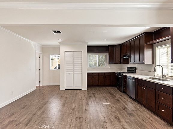4th image of 136 N Rampart Blvd #3