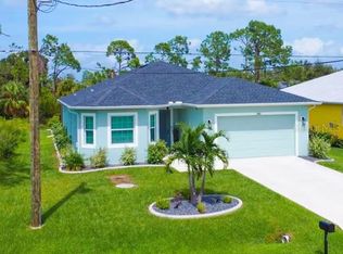 146 Baytree Dr, Rotonda West, FL 33947