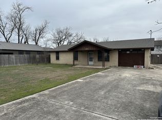 250 Meeker Rd, Kerrville, TX 78028