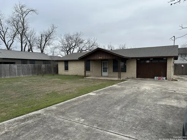 250 Meeker Rd, Kerrville, TX 78028