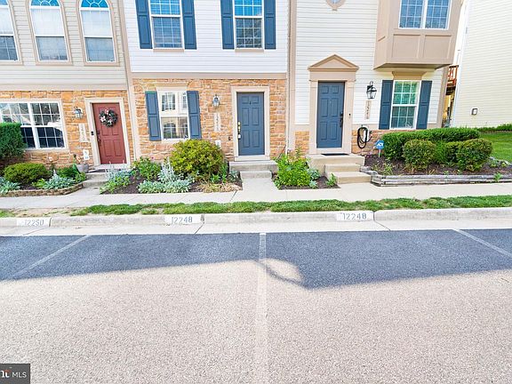 3rd image of 12248 Maidstone Ct