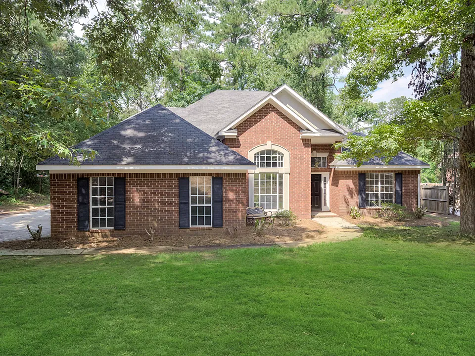 1177 Rivershyre Dr