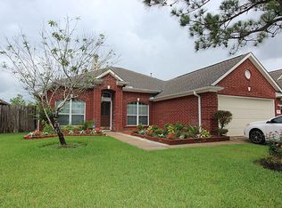 8323 Redbrook Dr, Houston, TX 77089