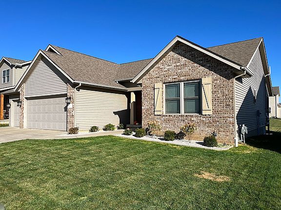 2nd image of 2807 W Stonehenge Ct