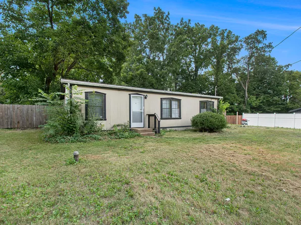 61140 Barron Lake Rd, Niles, MI 49120