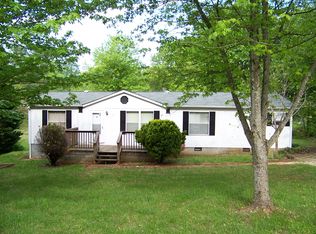 184 Glass Rd, Mount Airy, NC 27030