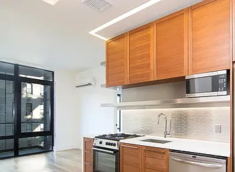 The Garnett at 146 South 4th Street in Williamsburg