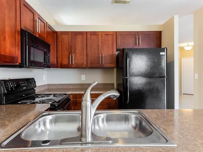 230 NW 190th Ave, Pembroke Pines, FL, 33029