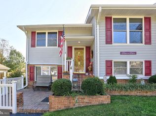 2518 Vivaldi Ln, Gambrills, MD 21054