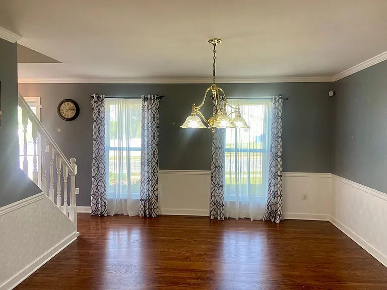 6226 Lehigh Ave — Photo 5