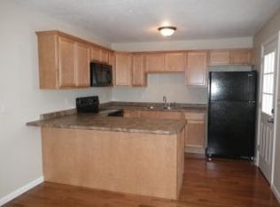 38 Maplewood Cir, Walpole, NH 03608